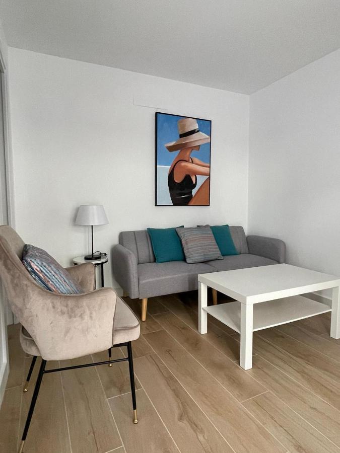 Apartamentos La Hormiga Deluxe Adra Eksteriør billede
